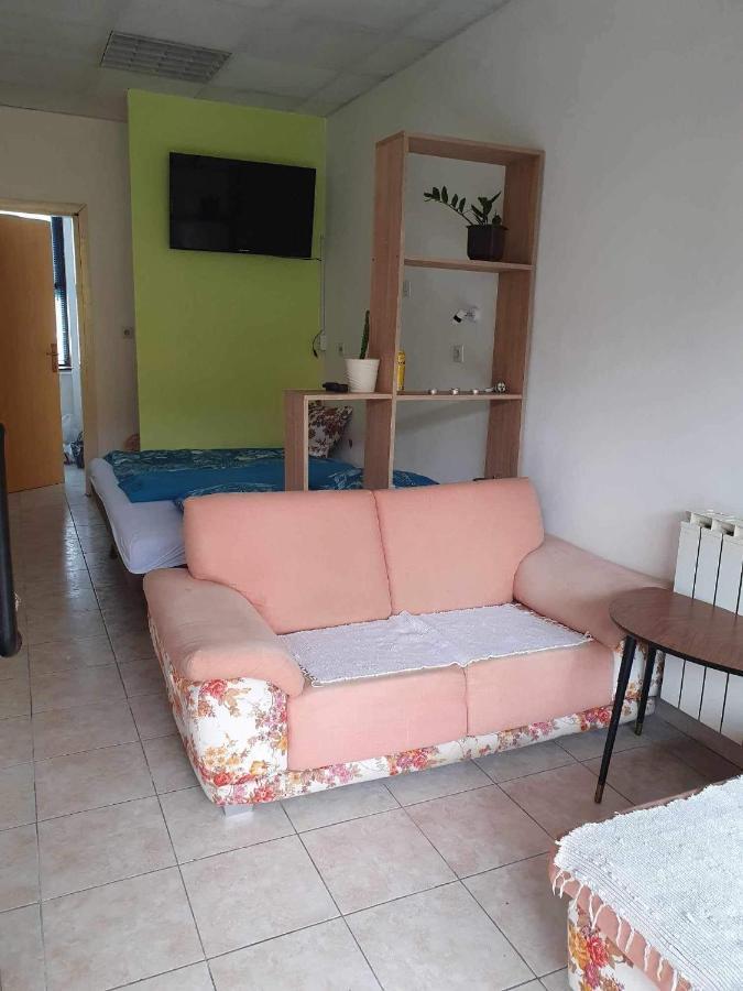 Smjestaj Apartment Doboj Exterior photo